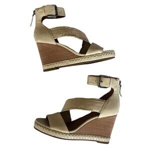 Frye Riviana Off White Feather Wedge Sandal 6